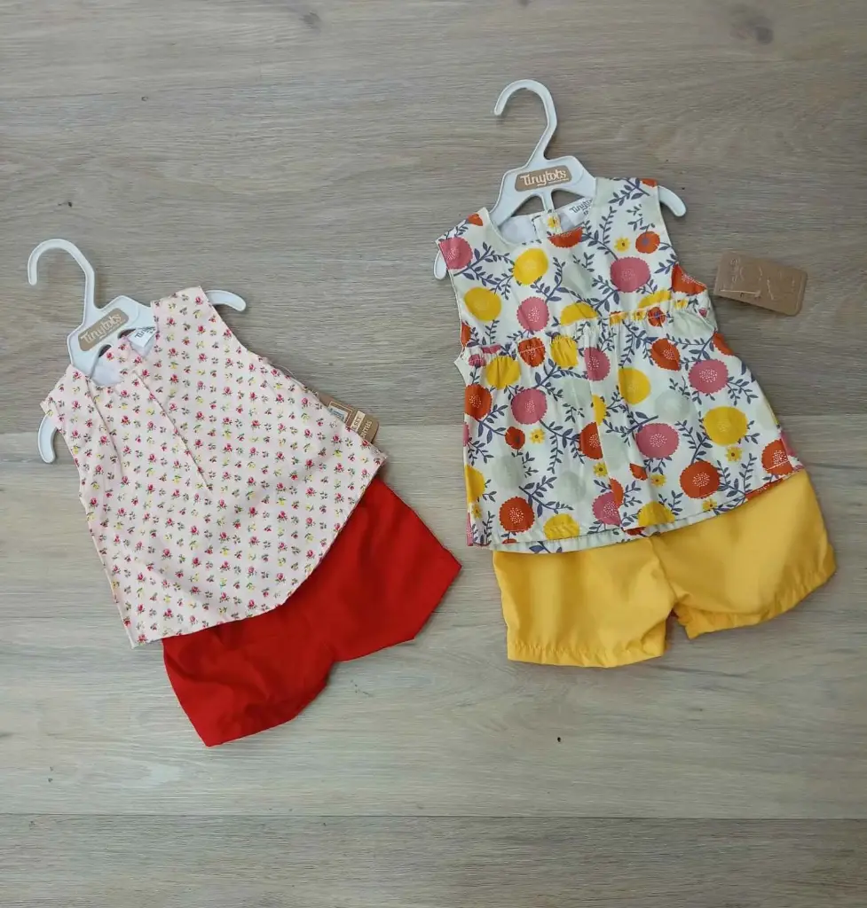 Tiny Tots Conjunto Meses Niña